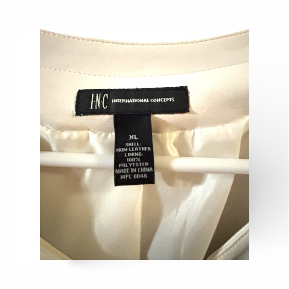 INC Black and White Jacket - Picture 5 of 5